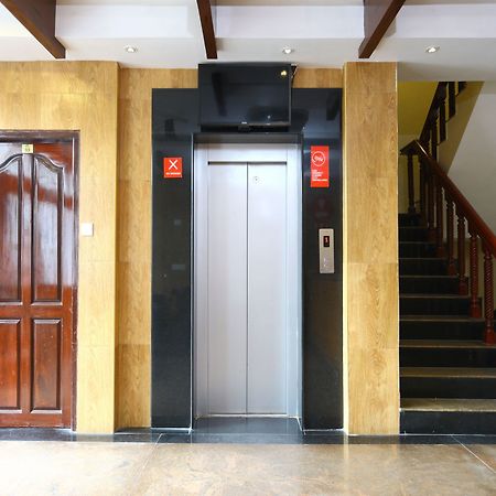 ホテル Oyo 094 Bussy St Prakasam Residency ポンディシェリ エクステリア 写真