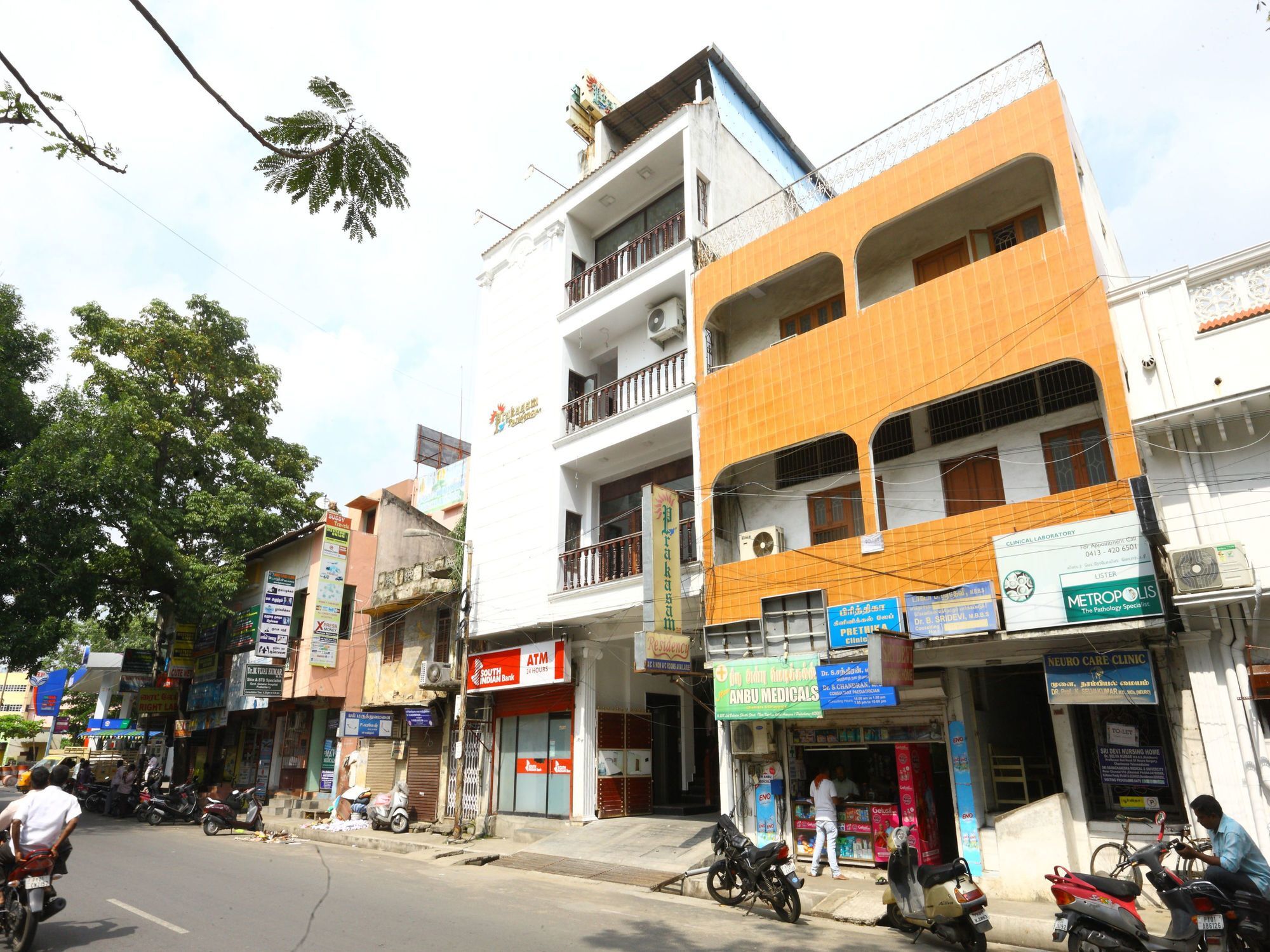 ホテル Oyo 094 Bussy St Prakasam Residency ポンディシェリ エクステリア 写真